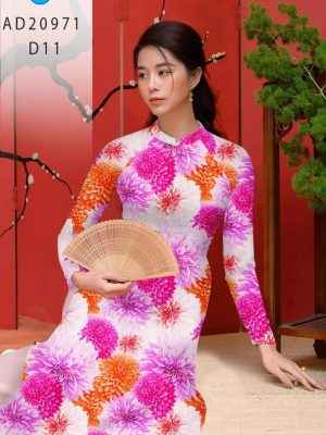 1637635815 vai ao dai mau moi (2)